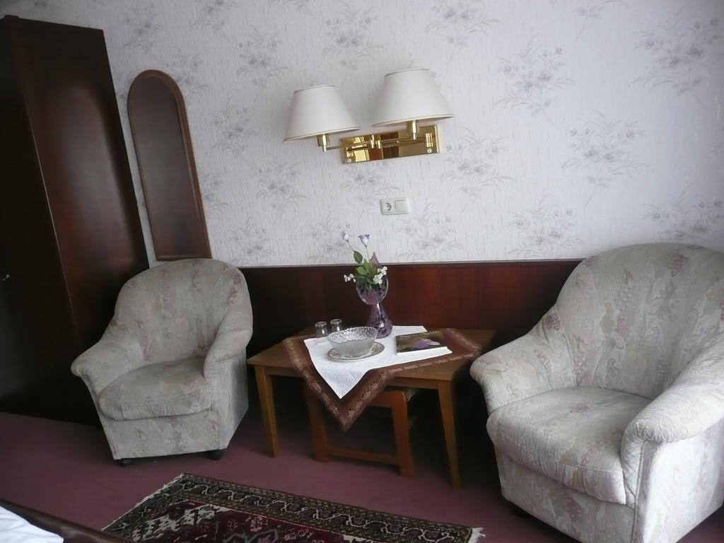 באד אורב Hotel Olympia חדר תמונה